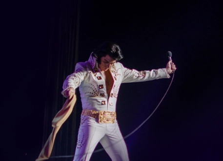 GESTEV sw Elvis blue Christmas 2024 800x580